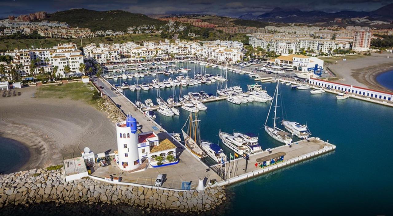3 Bedrooms With Pool & Parking, Close To Sea And Gibraltar Manilva Eksteriør billede